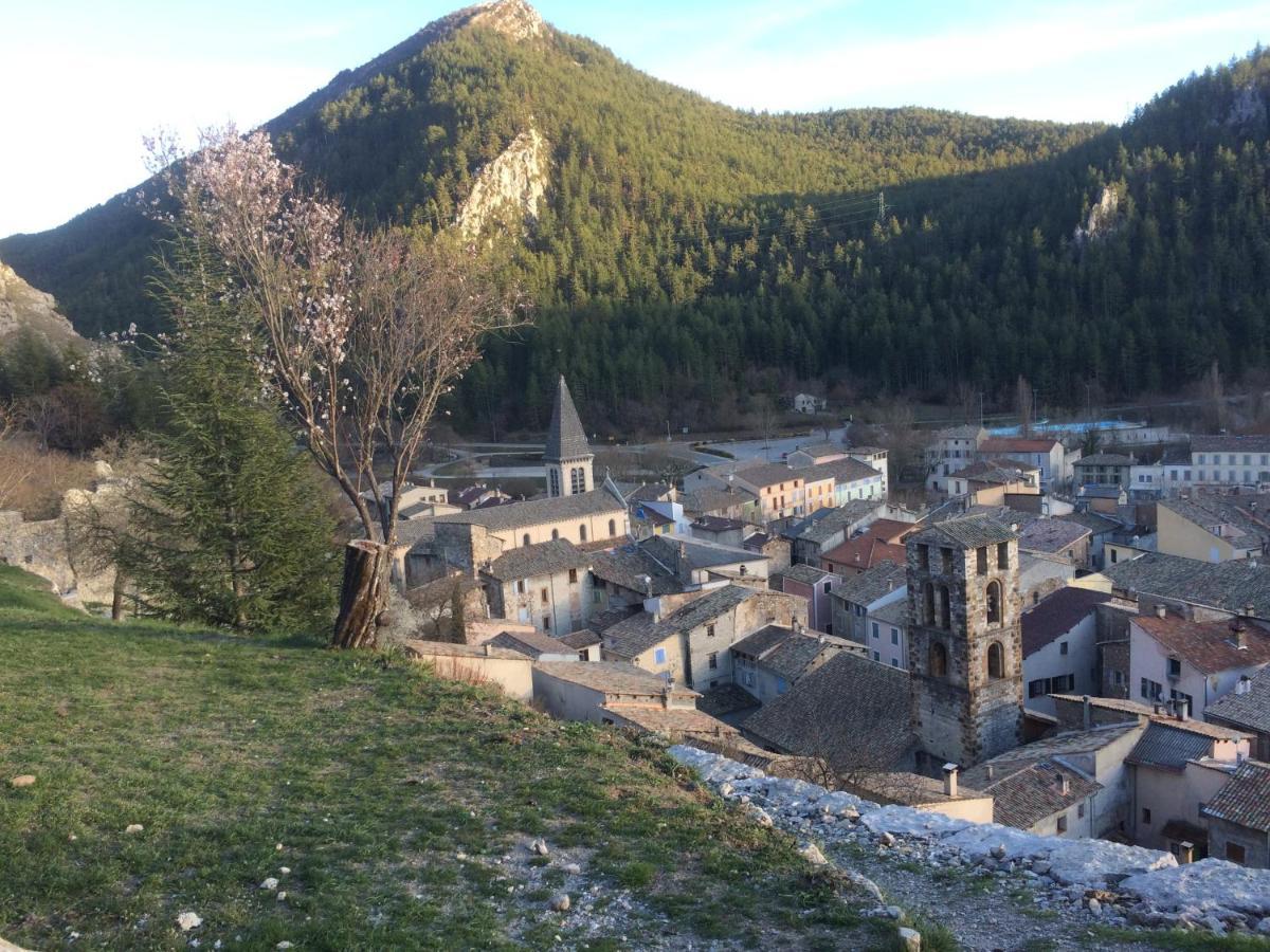 Aqui Sian Ben Hotel Castellane Exterior photo